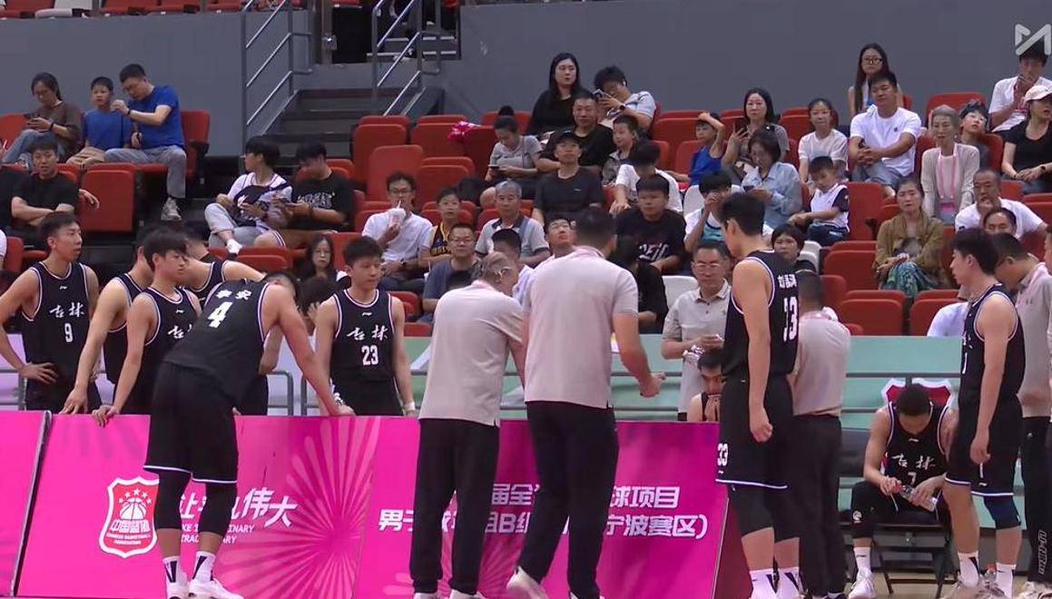 九游娱乐网址-江苏男篮备战对抗浙江队，全队精气神十足的简单介绍