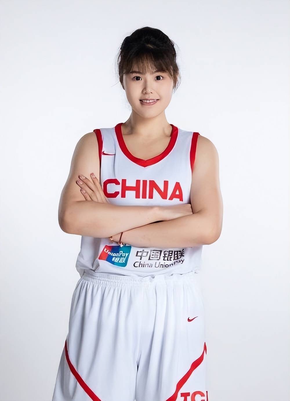 李月汝砍赛季新高11分9篮板！WNBA飞翼擒太阳