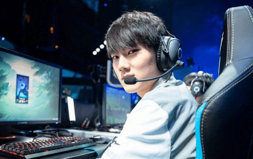 奥特曼爆料超级流量选手解约jkl？炫神也爆料说jkl不想打了