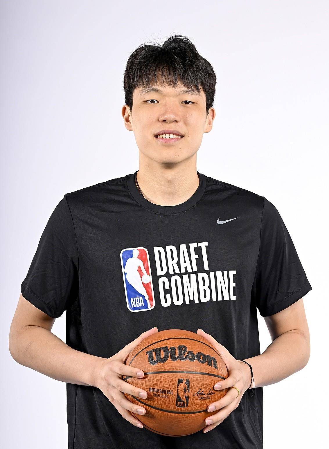 杨瀚森夏联场均10分5板2.3帽屡次贡献惊艳妙传的简单介绍