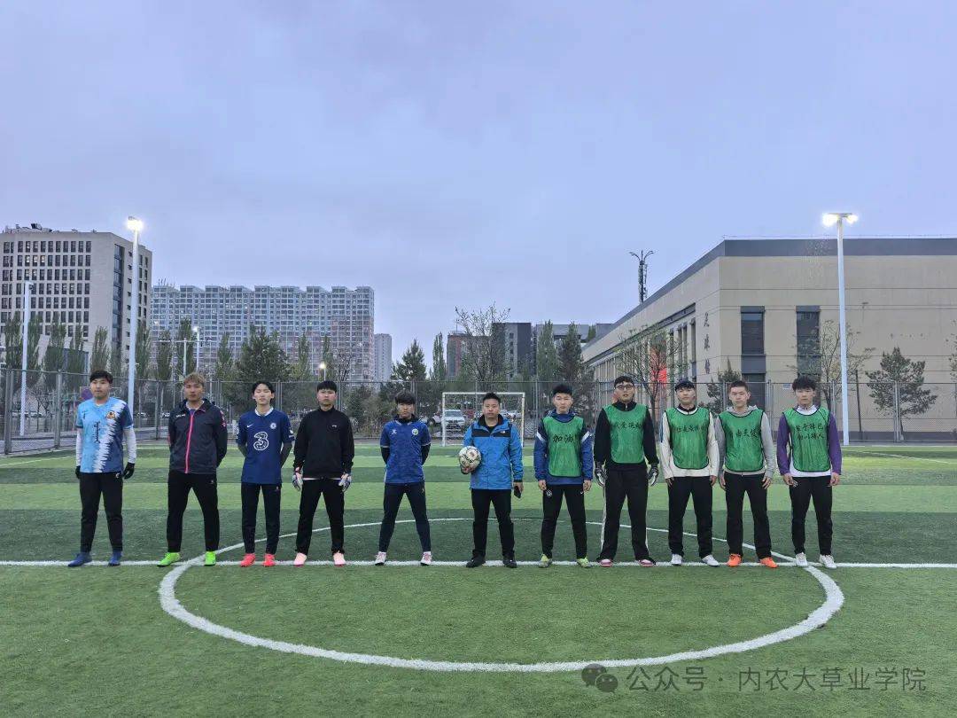 九游娱乐官网-足球场上的竞技精神值得赞扬